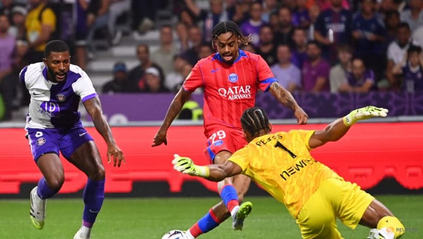 Neves hat-trick steals show as PSG outclass Toulouse 6-3 Neves hat-trick steals show as PSG outclass Toulouse 6-3