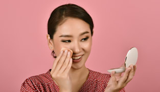 Tren skincare dalam makeup: Saat foundation tak hanya memoles, tapi juga merawat kulit
