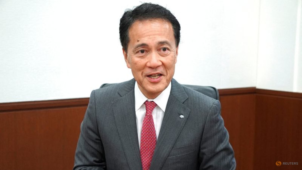 Nomura looking for personal debt acquisitions in options push, CEO says