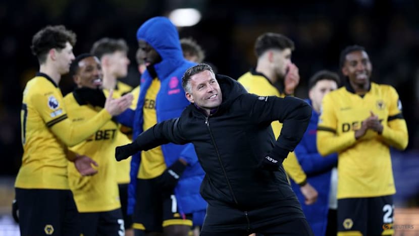 Arsenal strengthen Premier League grip, Villa surge into second as Wolves finally win