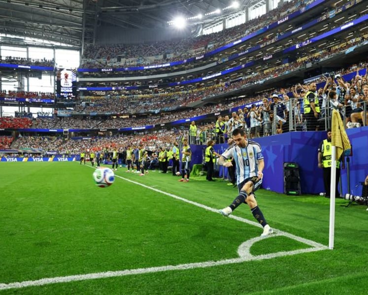 Stars sparkle early as Messi and Mbappe light up World Cup