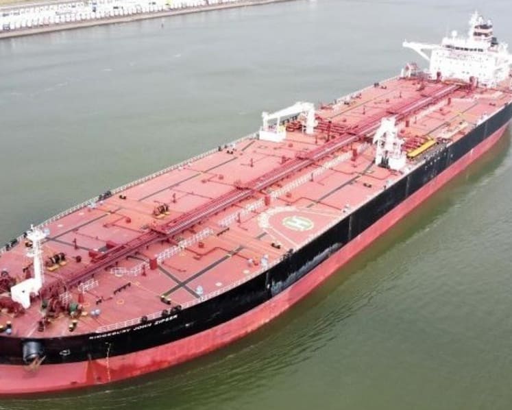 First of 7 stranded Malaysian vessels safely transits Strait of Hormuz, says foreign ministry