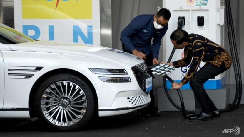Mampukah Indonesia menjadi pemain utama pasar mobil listrik global? Mampukah Indonesia menjadi pemain utama pasar mobil listrik global?