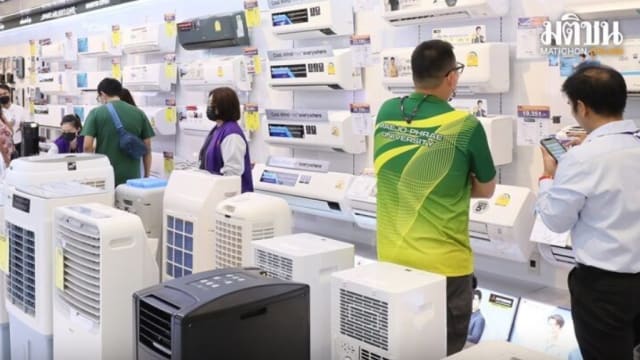 泰国多地高温民众受不了 冷气和风扇等销量猛增七成