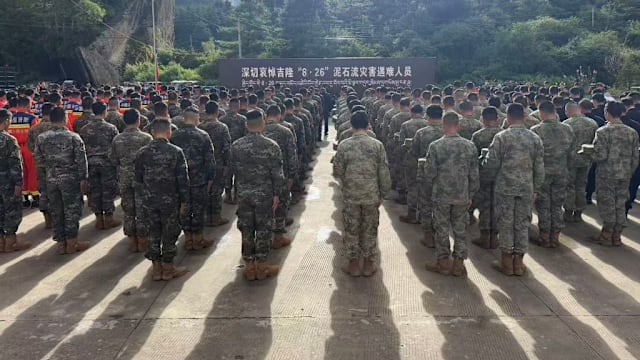 西藏吉隆举行泥石流遇难者哀悼活动