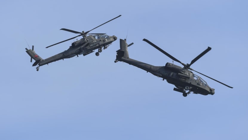 New stunts for RSAF Apache helicopters, F-16C fighter jet performing at Singapore Airshow