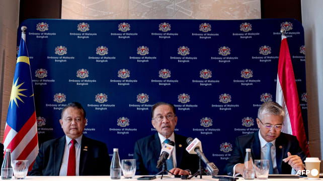 Malaysia PM Anwar urges Myanmar junta to honour quake truce