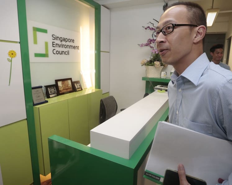 Suspended SEC executive director quizzed for two hours in inquiry