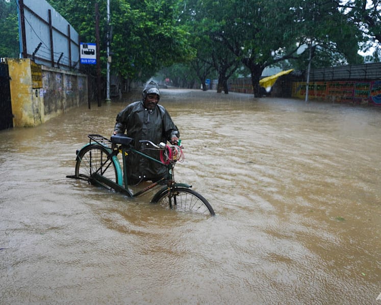 Flooding in southern Indian state kill 17, dozens missing