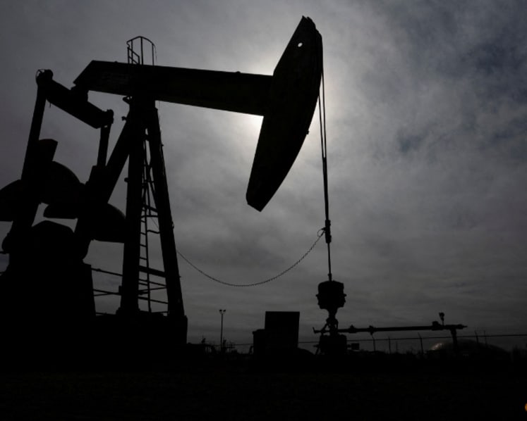 Oil prices settle down after Vance cites progress in Iran talks