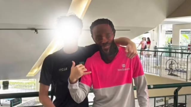 种族和谐日穿着不当 莱佛士书院学生遭纪律处分