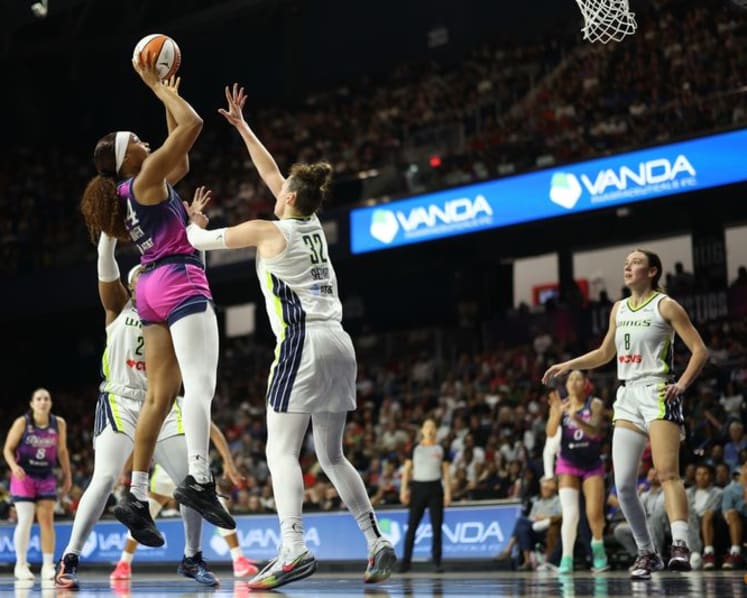 Sport-More fans are tuning into women’s sports, Nielsen report finds
