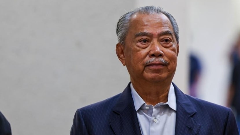 Muhyiddin akan beri kerjasama kepada polis berkait kenyataan sentuh isu raja, agama dan kaum Muhyiddin akan beri kerjasama kepada polis berkait kenyataan sentuh isu raja, agama dan kaum
