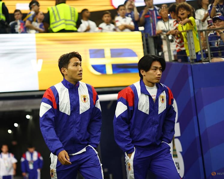 Sweden boss Potter calls up Elanga as Japan make three changes