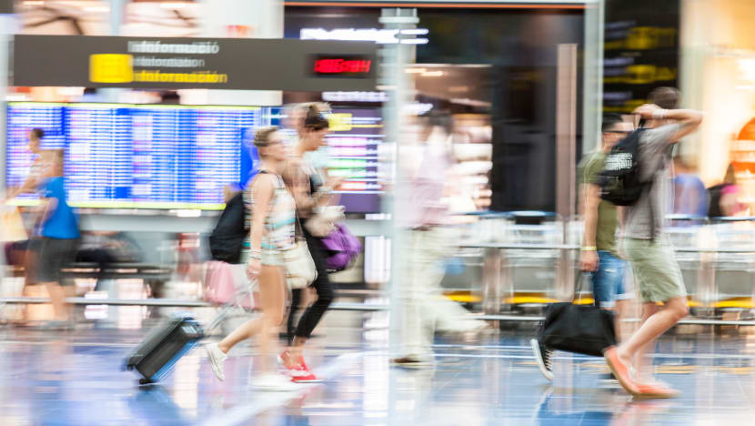 Jetstar Asia - பயணிகள் என்ன செய்வது?