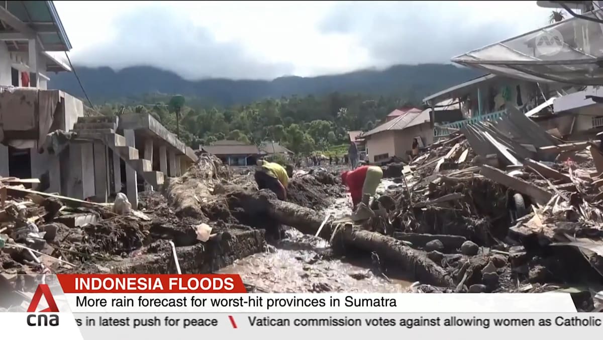 Indonesia's flood-hit Sumatra braces for more extreme weather