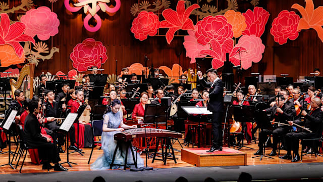 新加坡华乐团推出新春专辑，携手CAPITAL 958 DJ 欢唱《恭喜恭喜》！