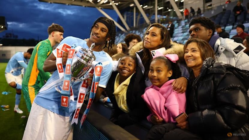 Late Heskey strike spurs Manchester City to victory in FA Youth Cup