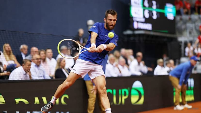 France and Argentina close in on David Cup Final 8
