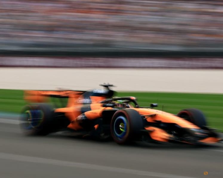 Home hero Piastri crashes out before Australian Grand Prix