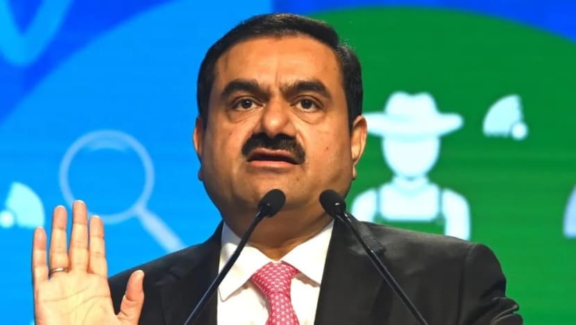 அதானி குடும்பம் ரகசியமாகச் சொந்த பங்குகளில் முதலீடு செய்தது - ஆவணத் தகவல்கள்