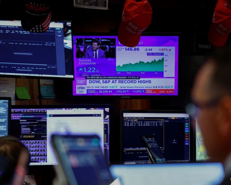 Stock indexes register records after upbeat company forecasts; oil drops