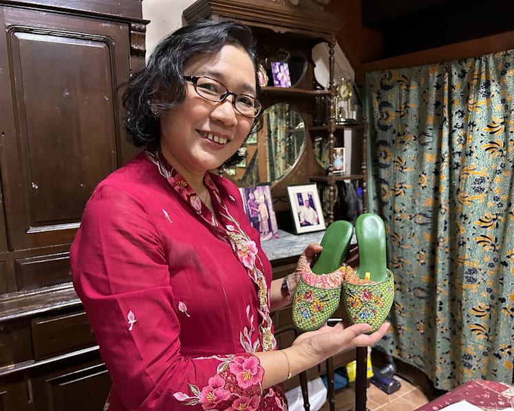 ‘Always remember you are Peranakan’: Meet the Nyonya proudly sharing her culture at Katong Antique House