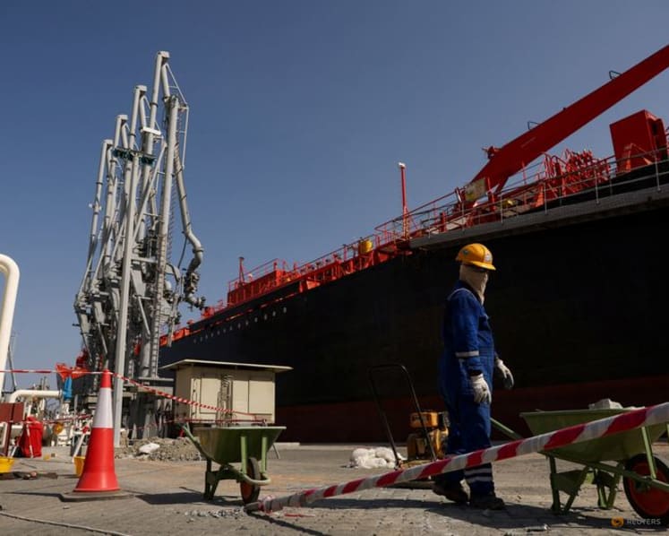 Oil prices settle in mixed direction on conflicting reports of US-Iran ceasefire deal