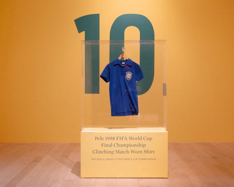 Pele's 1958 World Cup final shirt sells for $4.9 million