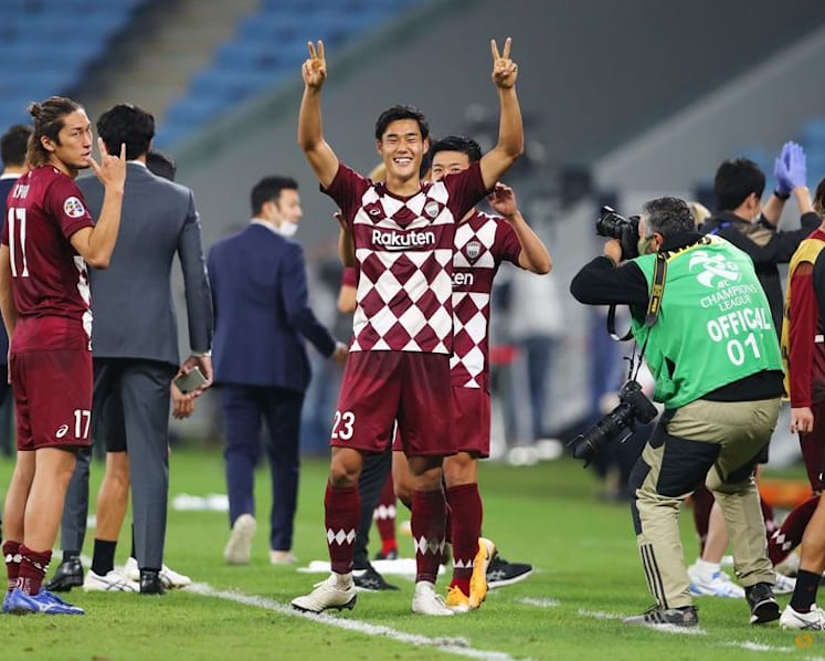Kobe down Shenhua 2-0 to move clear in Asian Champions League