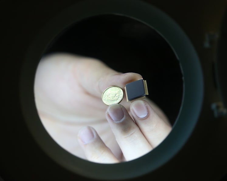 NTU’s smart chips could lead to safer brain implants