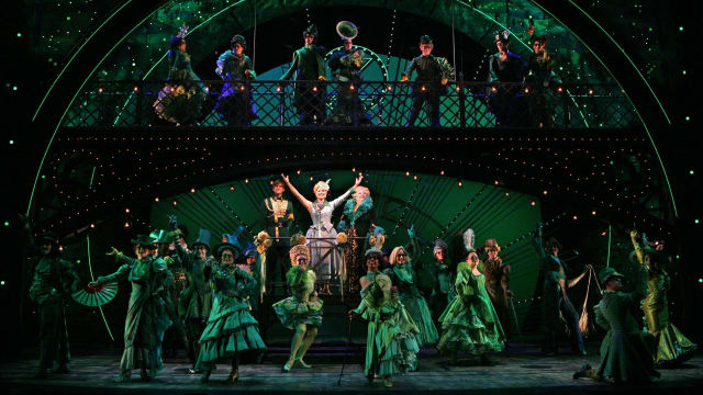百老汇人气音乐剧“WICKED”　2025年3月狮城开演