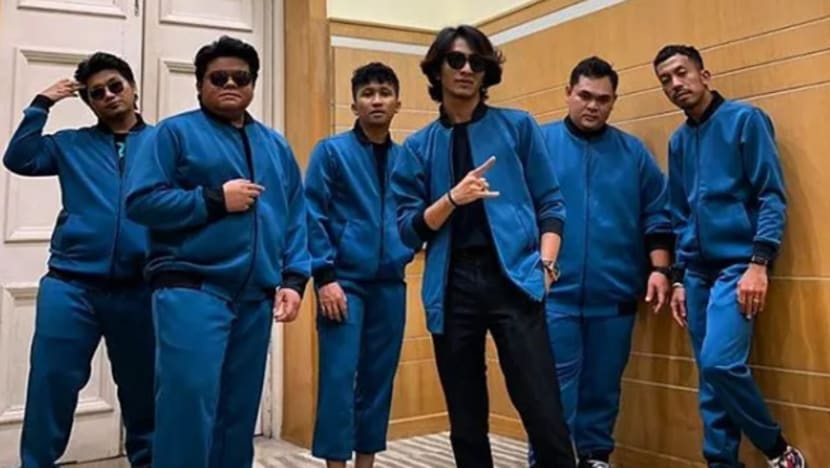 Lebih 100 penyanyi mahu ganti Ayie