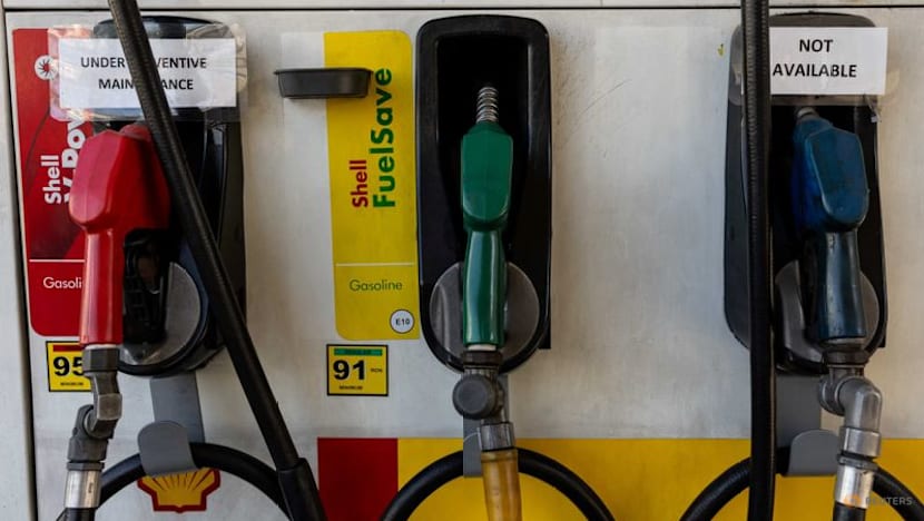Philippines grants banks flexibility to extend loan payments amid energy crisis 