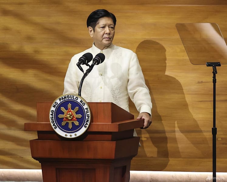 Philippine president orders shutdown of Chinese-run online gambling outfits employing thousands