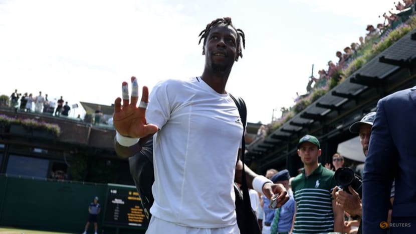 Monfils finds philosophy after five-set Wimbledon exit