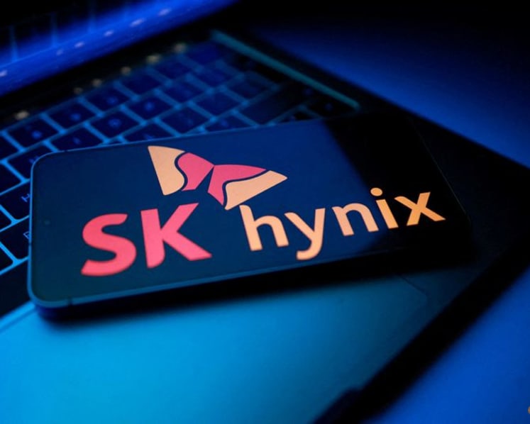 SK Hynix to buy $8 billion in ASML chipmaking tools in largest disclosed order