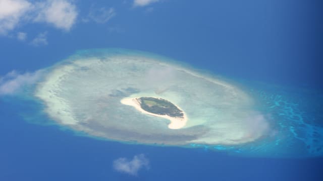 美国智库报告：五个南中国海声索国摧毁逾7000英亩珊瑚礁