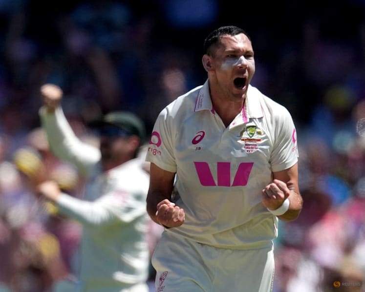 South Africa close on 97-5 as Australian paceman Boland strikes in second test