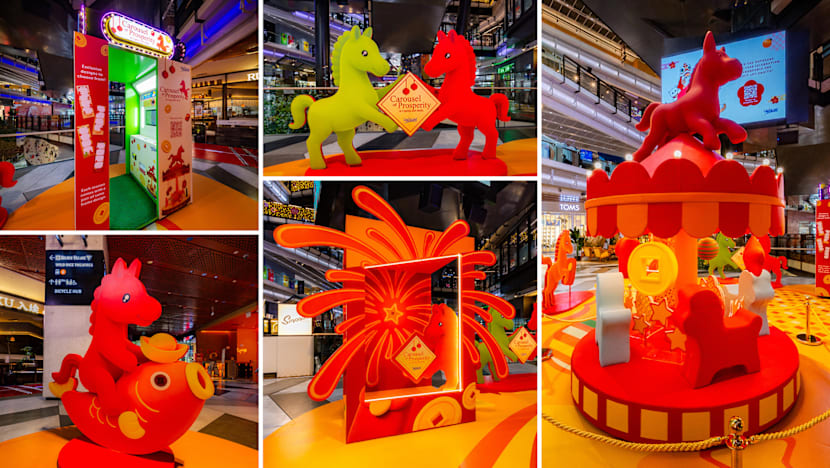 1_cny_horse_carousel_capitaland_malls.jpg