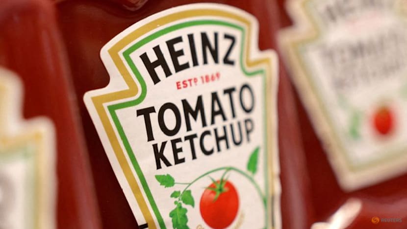 Kraft Heinz taps former Kellogg chief as its CEO as it prepares to split into two companies