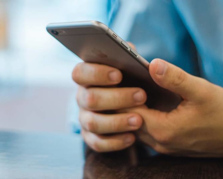 Former Singtel employee jailed for cheating friends into signing up for mobile plans