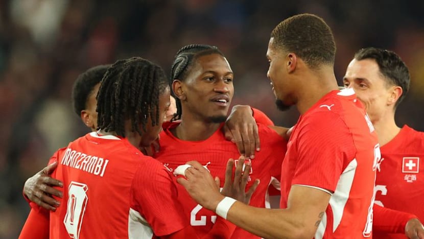 Resurgent Swiss seek new story to break World Cup hoodoo
