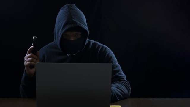 恐怖分子利用AI生成翻译宣传内容并策划袭击