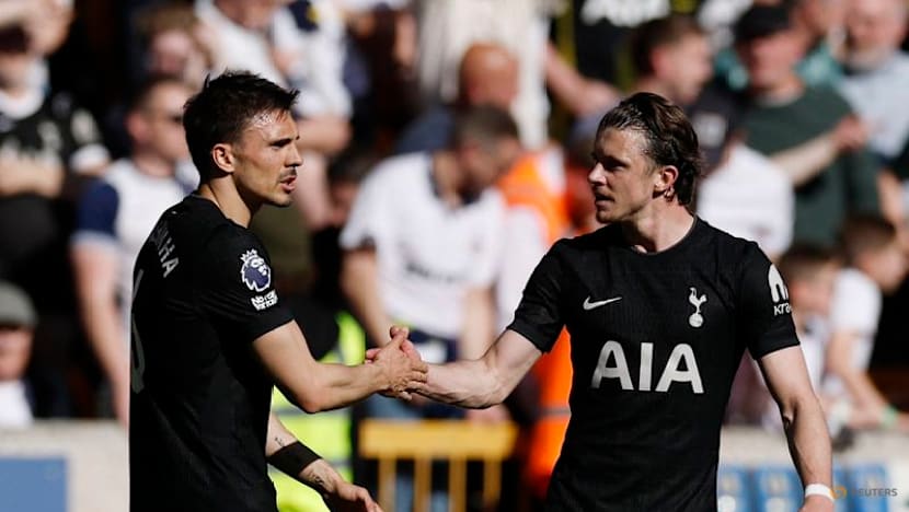 Palhinha scores late Tottenham goal at Wolves to end winless run