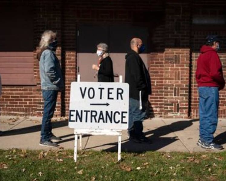 US counties with worst COVID-19 surges voted overwhelmingly for Trump