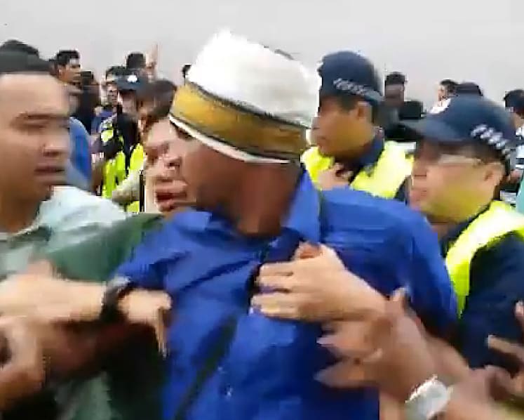 Three arrested at Thaipusam procession yesterday