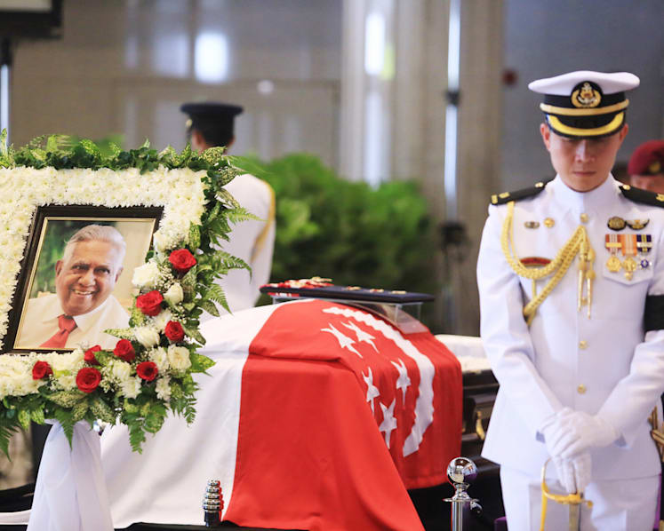 Thousands bid a final farewell to Nathan at Parliament House