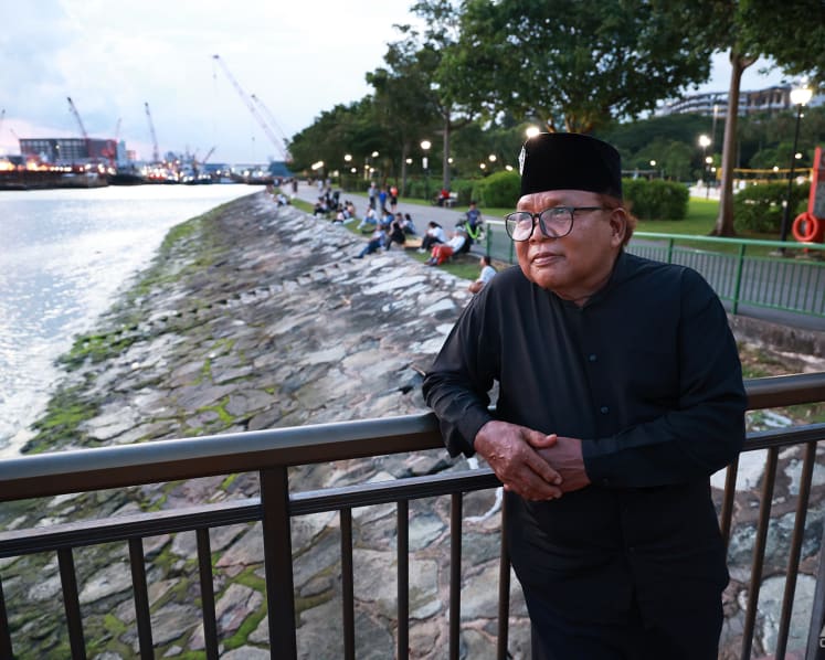 'If given a choice, we all wanted to die on the pulau', says a former islander on the joys of a simple life