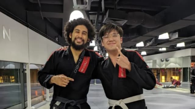 克服病魔与丧亲之痛 获奖理工学院生：意志力让人强大